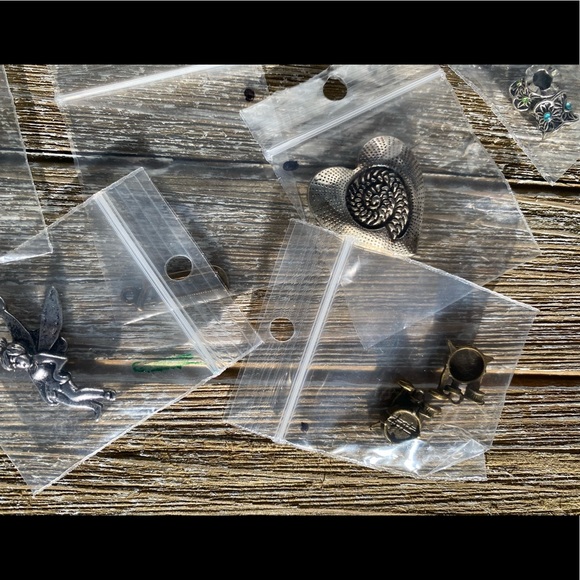 Mixed Charms, Clasps and Beads Findings - Picture 7 of 9